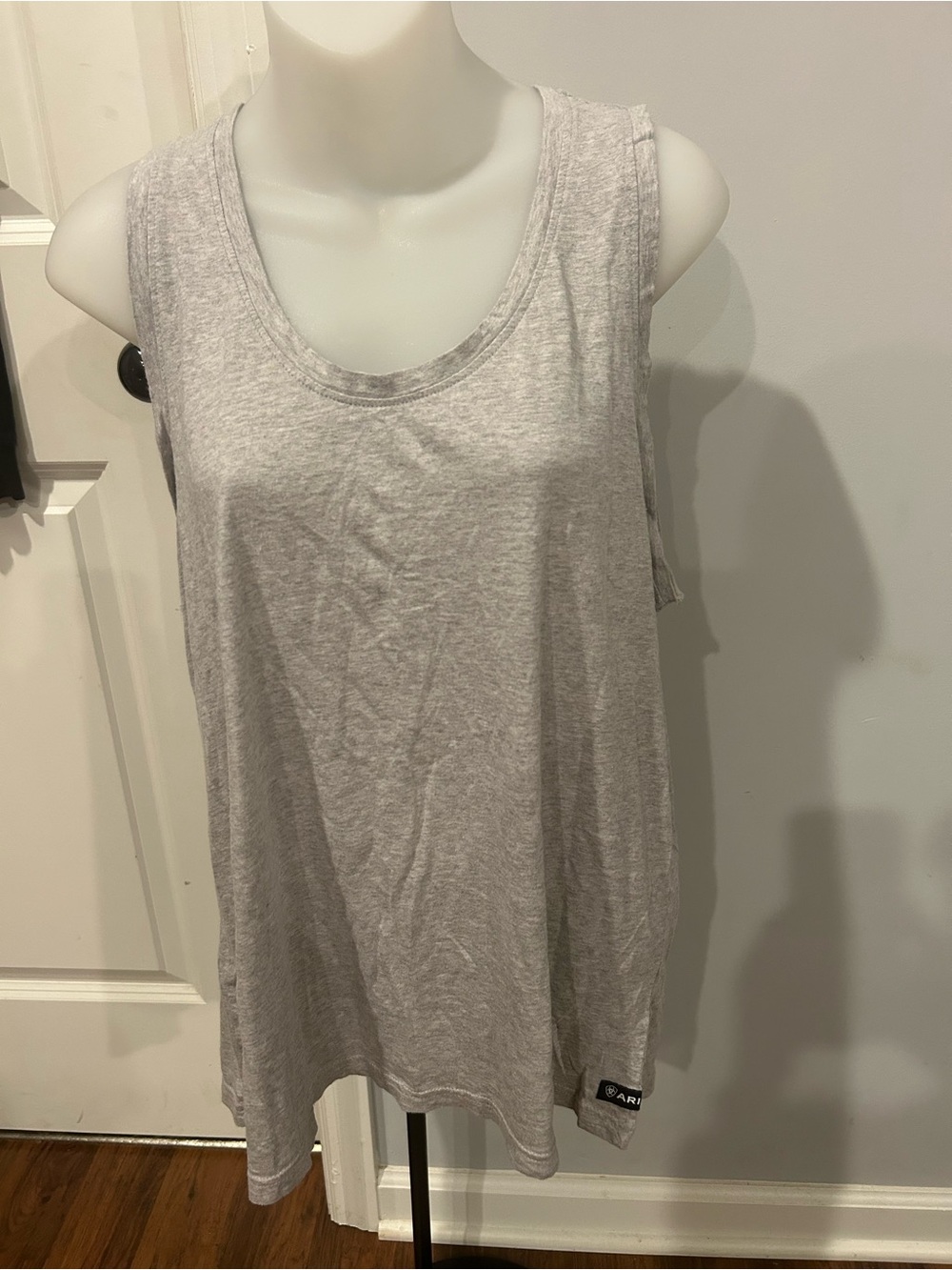 Ariat gray tank top size XL